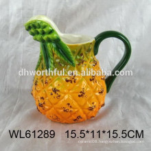Promotinal pineapple shape ceramic water pitcher